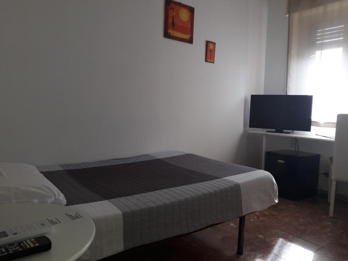 كاتانيا Bed & Breakfast Fontanarossa Airport -Private Parking- المظهر الخارجي الصورة